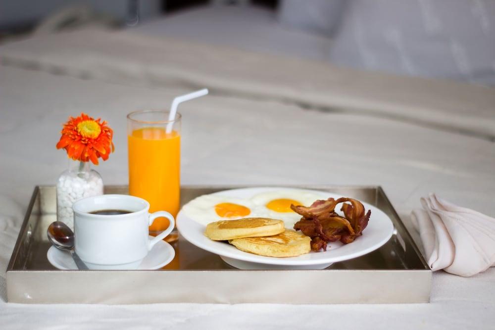 Icon Hotel North Edsa Quezon City Ngoại thất bức ảnh