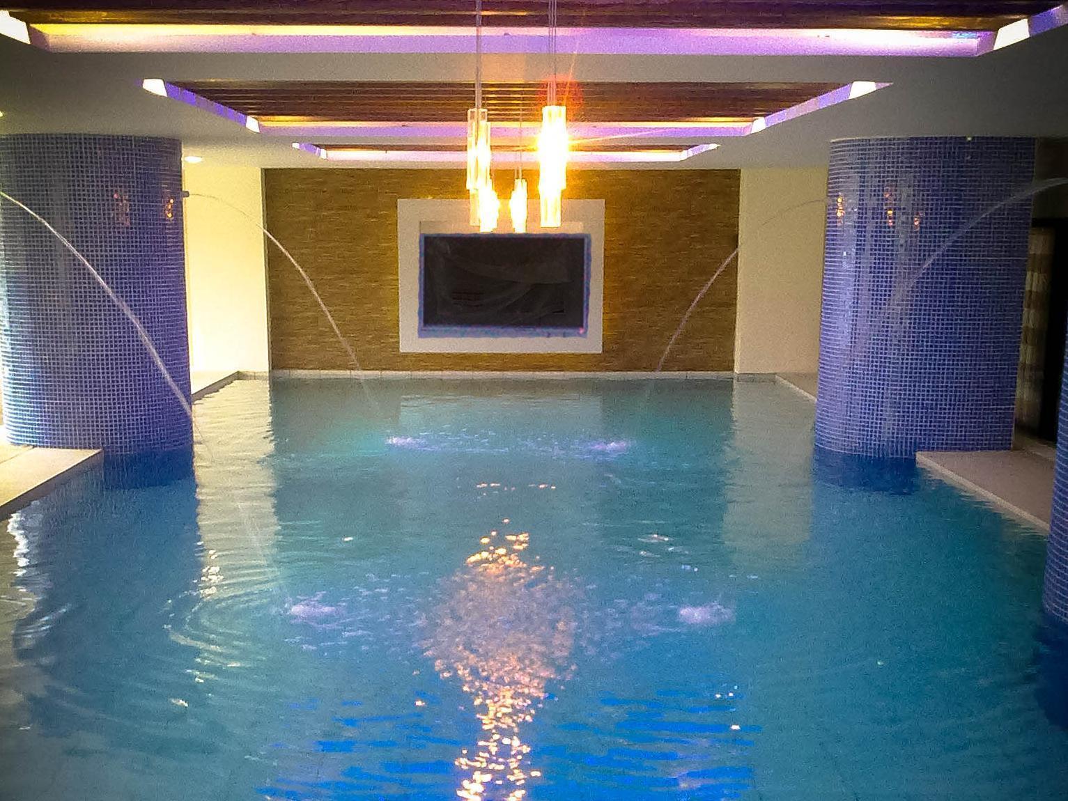 Icon Hotel North Edsa Quezon City Ngoại thất bức ảnh